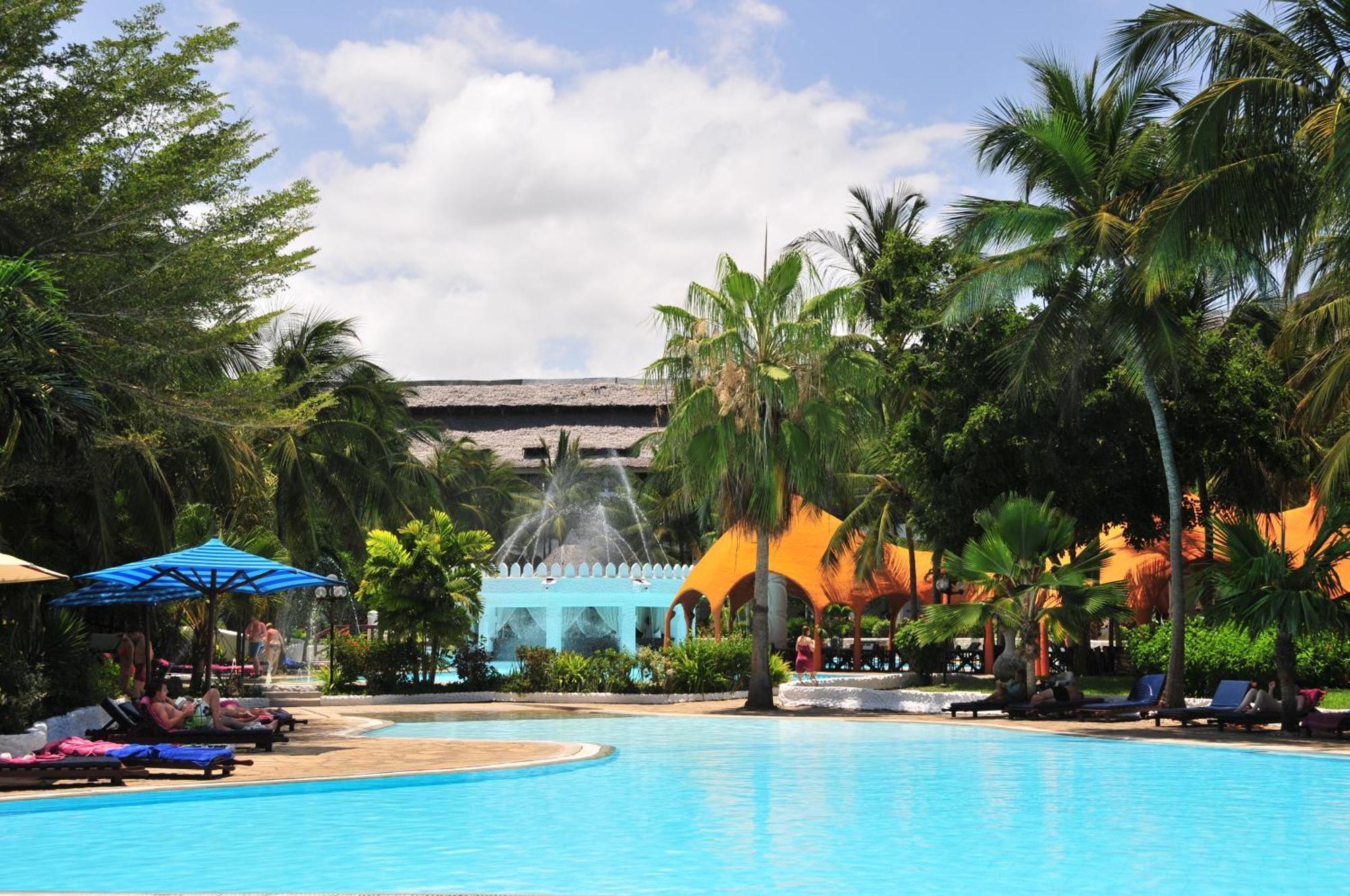 Southern Palms Beach Resort Diani Beach Exterior photo