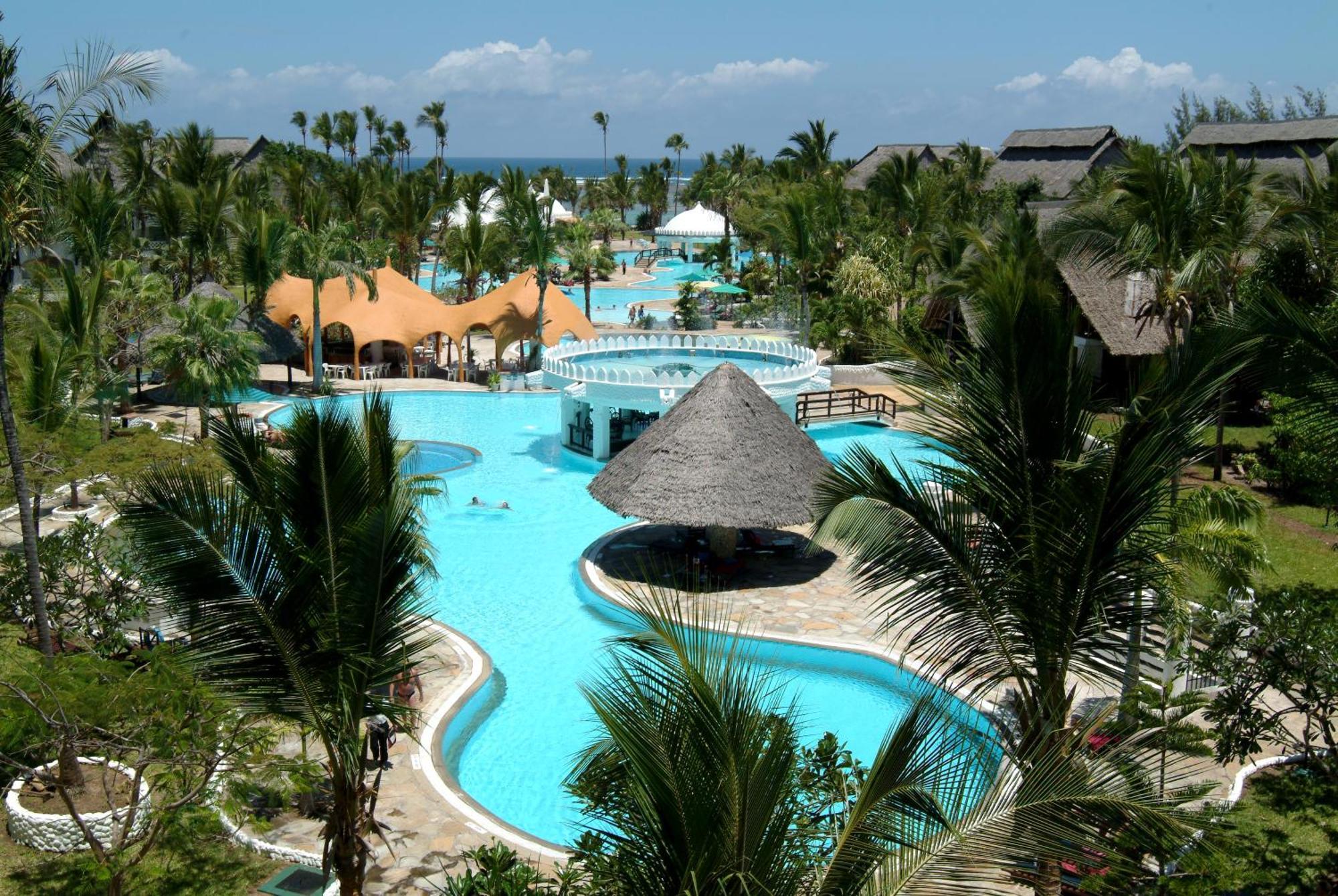 Southern Palms Beach Resort Diani Beach Exterior photo